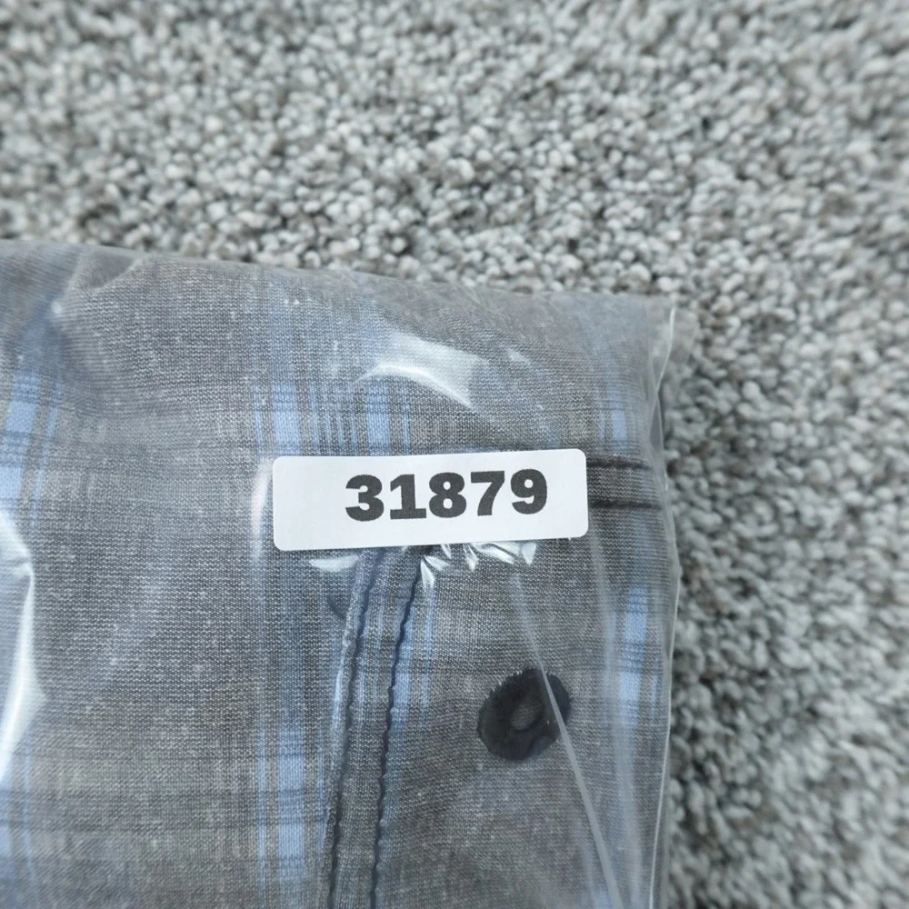 Tommy Bahama Shorts Mens 40 Gray Plaid Cargo Utility Relax Summer Casual Beach